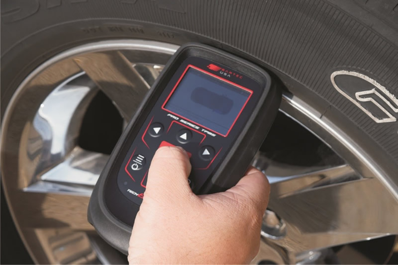April 2026 - How To Perform A Vehicle Inspection Before A TPMS Service